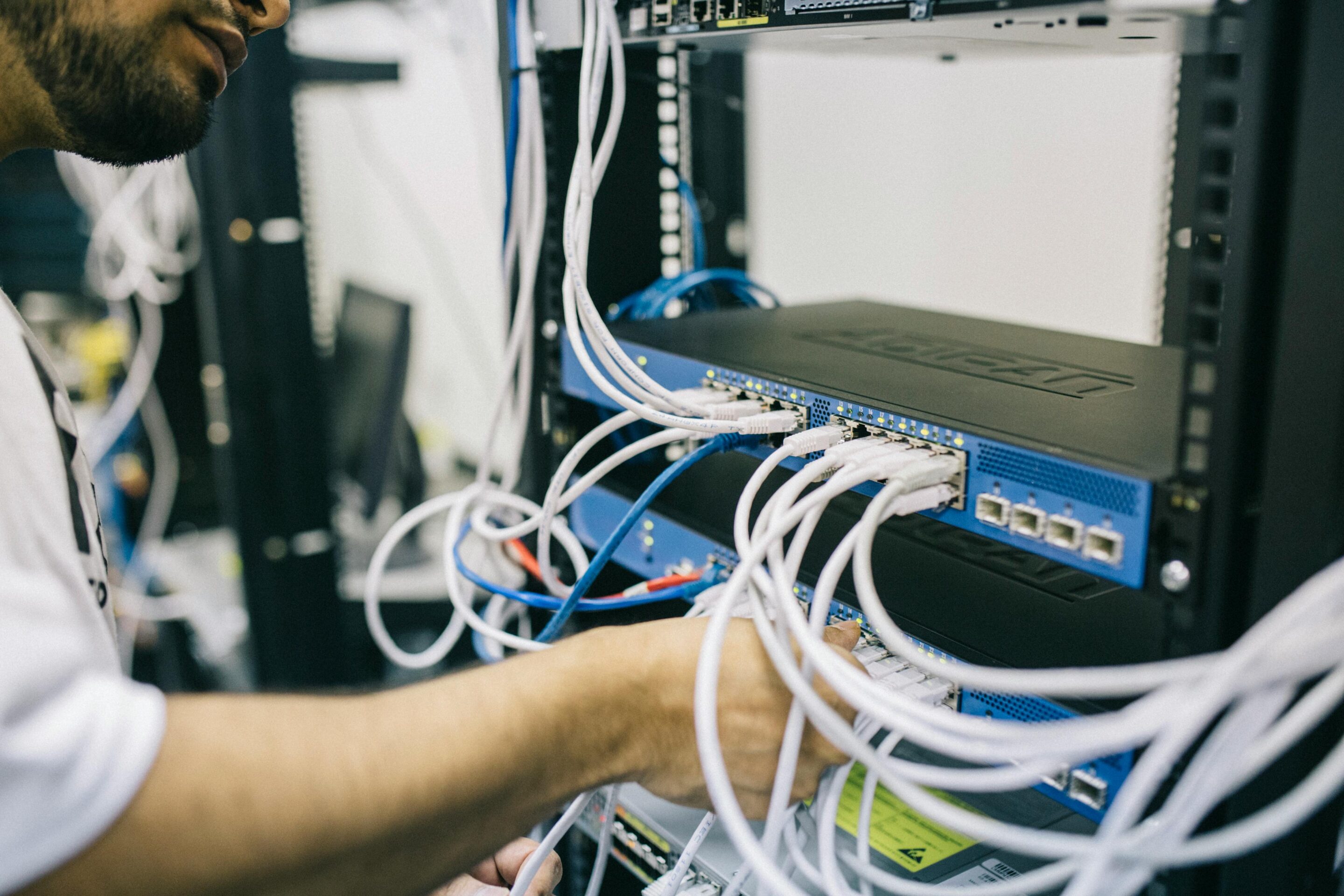 move physical server to aws